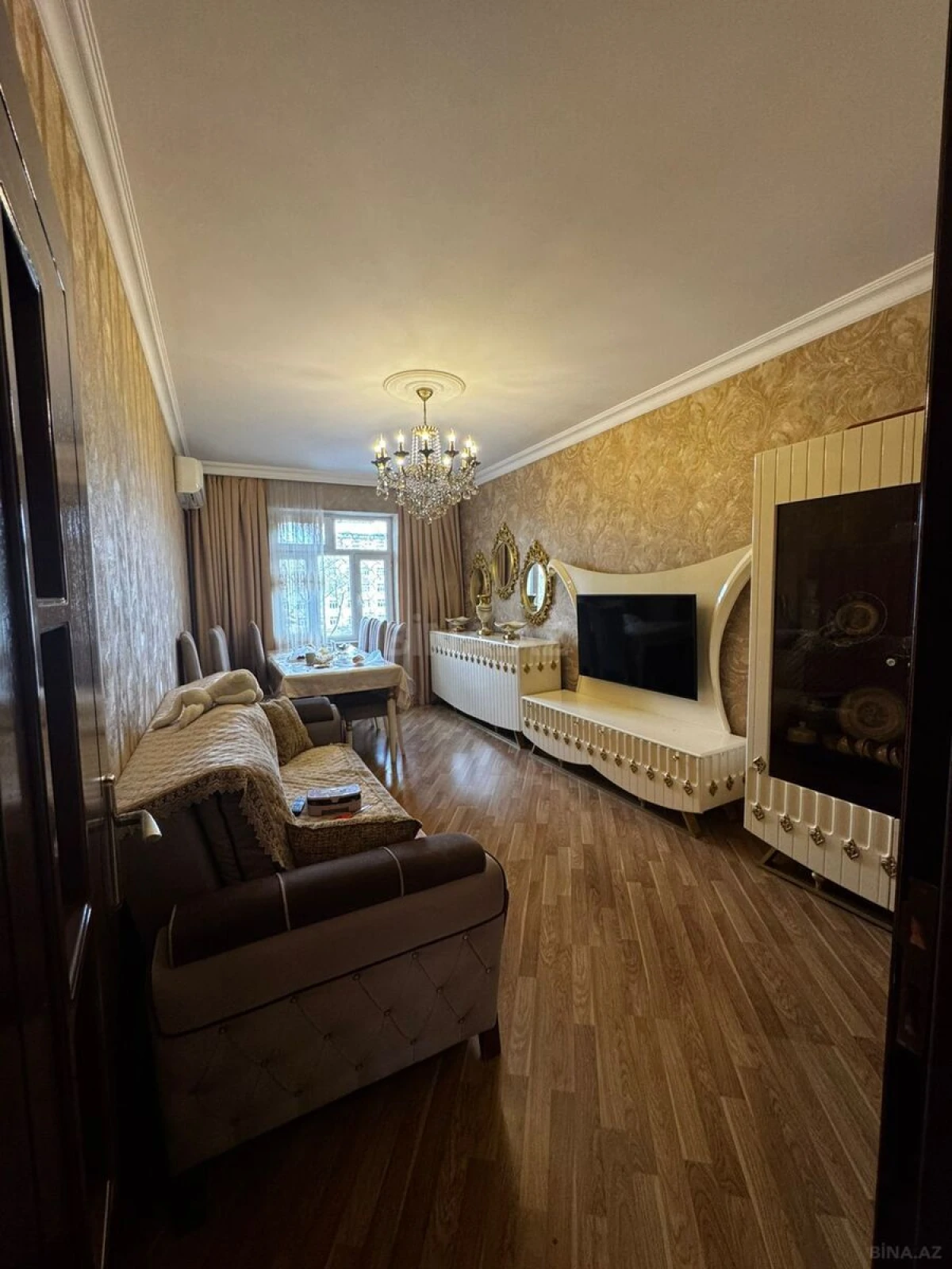Satılır 2 otaqlı mənzil 65 m²