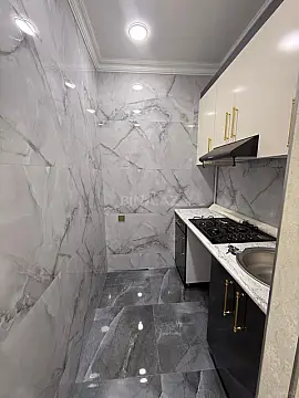 Satılır 2 otaqlı mənzil 30 m²