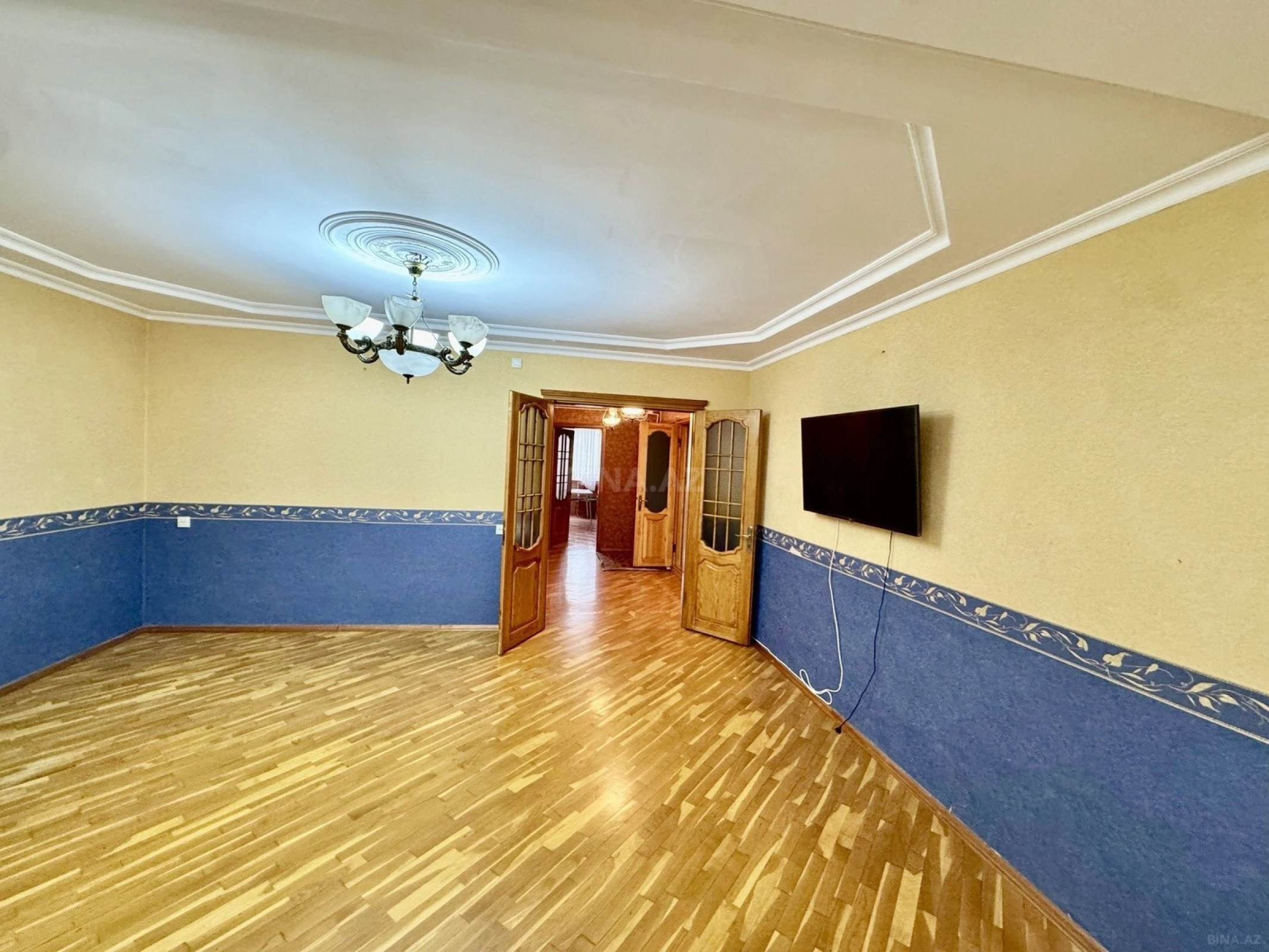 Satılır 3 otaqlı mənzil 100 m²