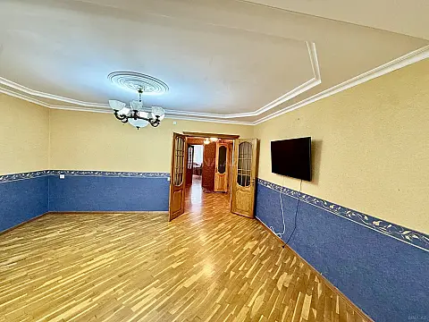 Satılır 3 otaqlı mənzil 100 m²