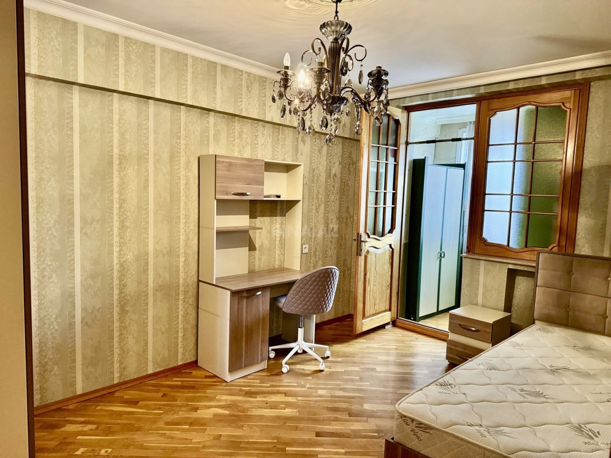 Satılır 3 otaqlı mənzil 100 m²