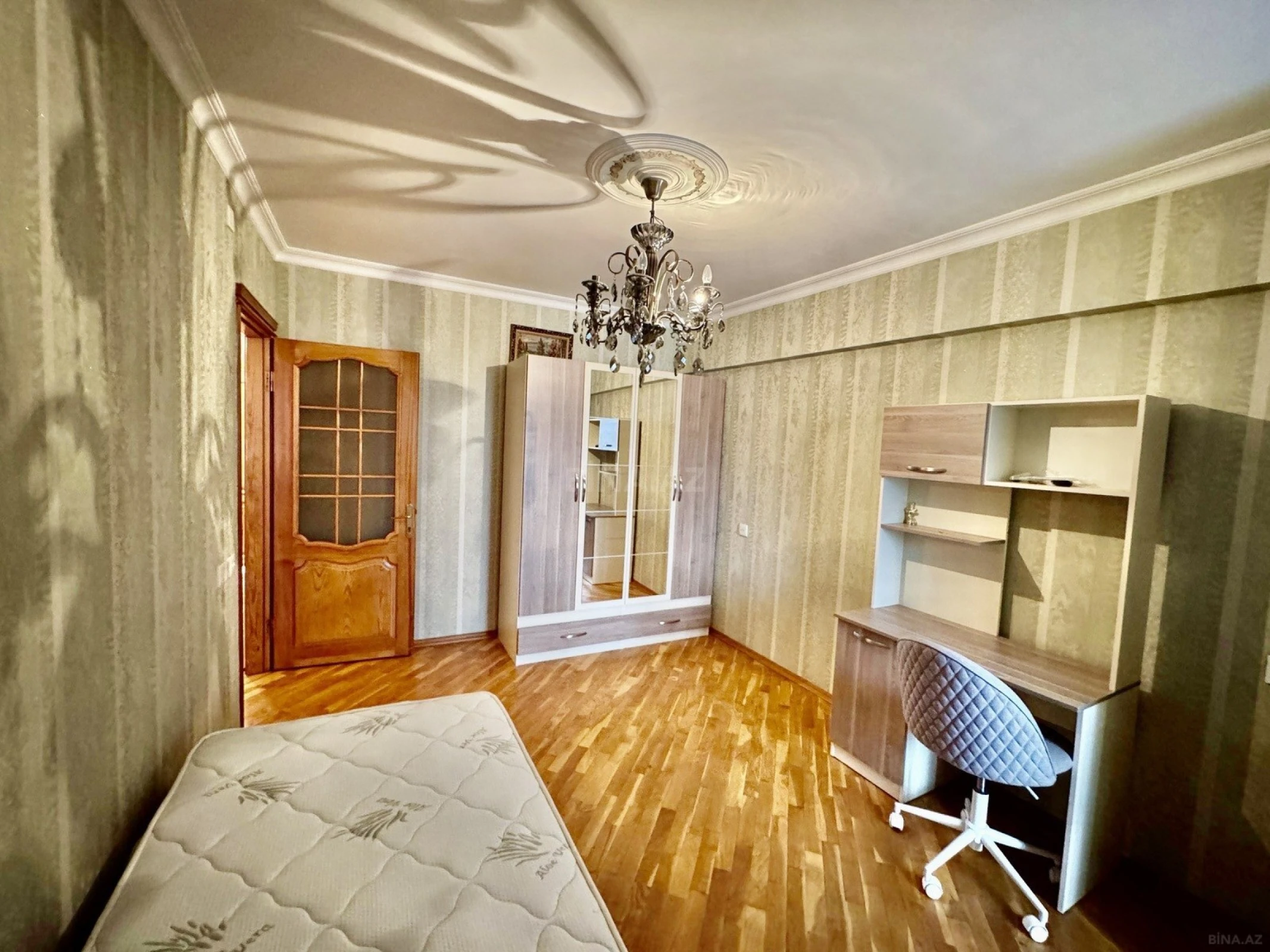 Satılır 3 otaqlı mənzil 100 m²