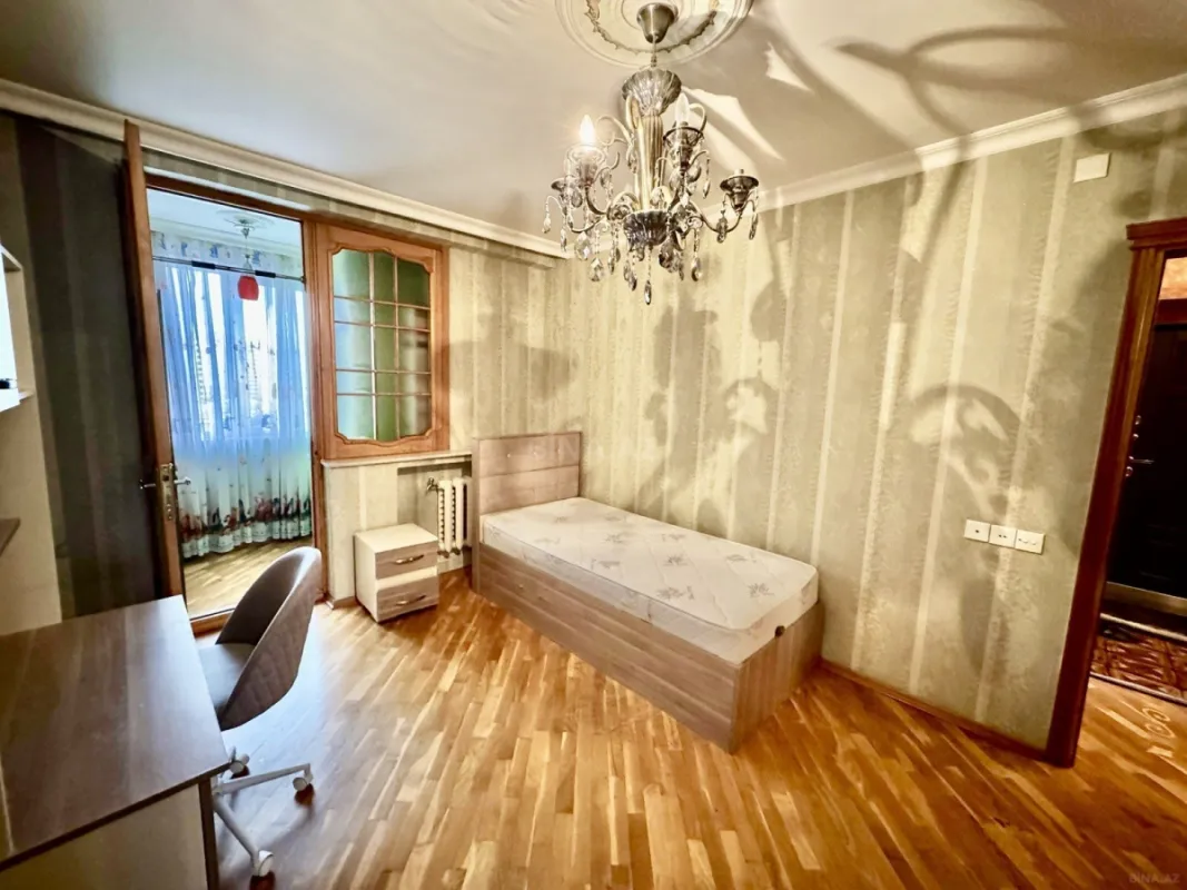 Satılır 3 otaqlı mənzil 100 m²