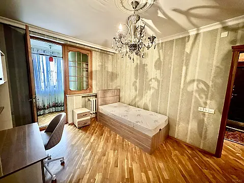 Satılır 3 otaqlı mənzil 100 m²
