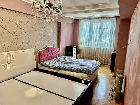 Satılır 3 otaqlı mənzil 100 m²