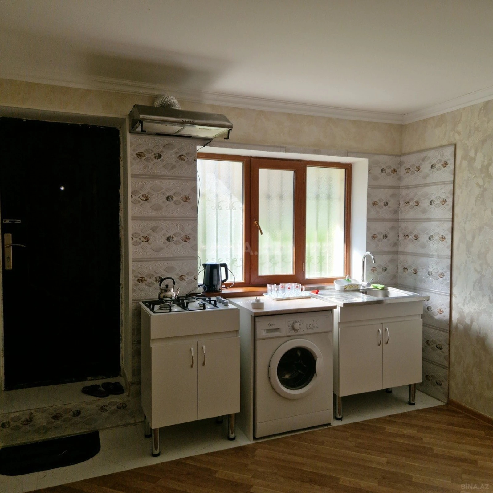 Kirayə verilir 1 otaqlı həyət evi 25 m²