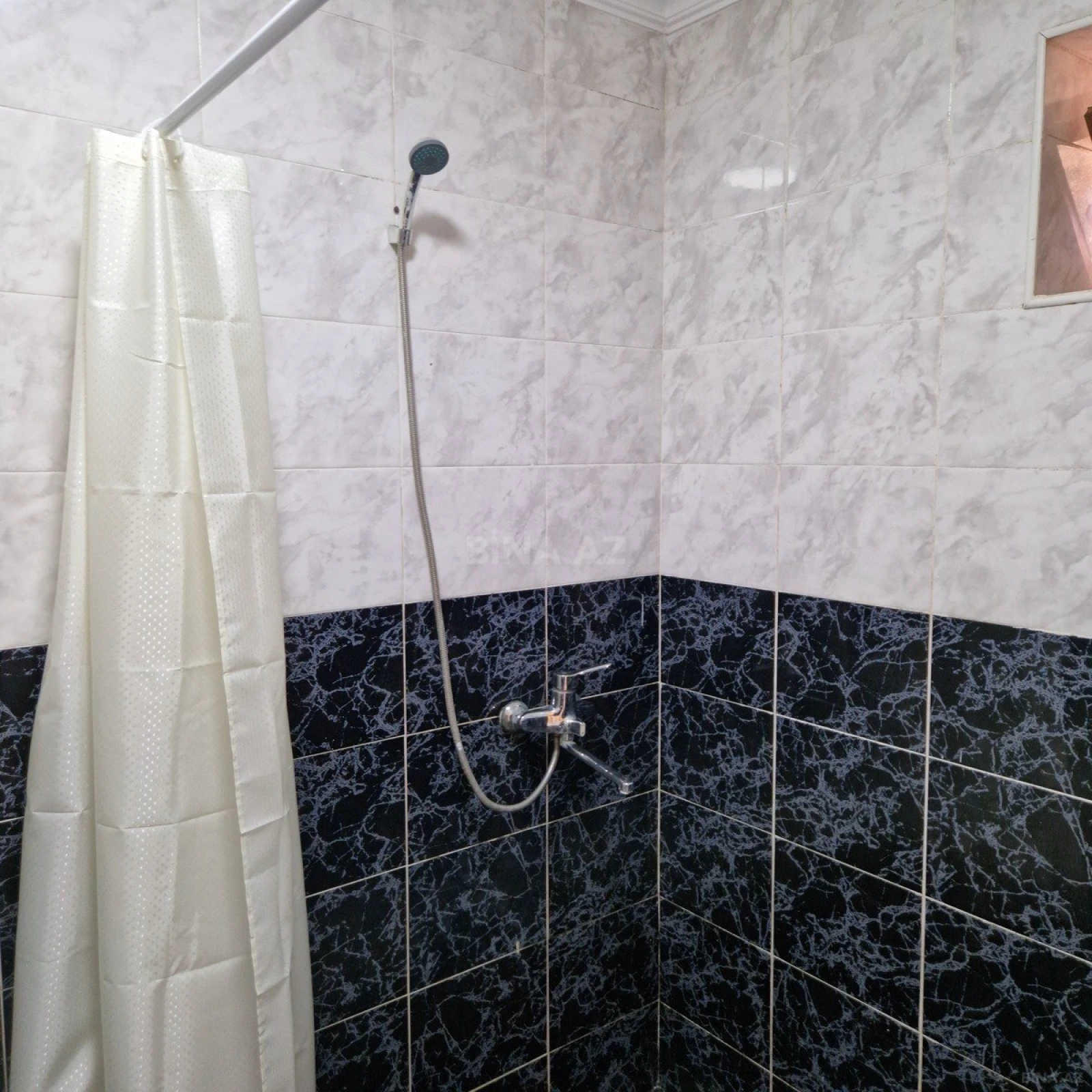 Kirayə verilir 1 otaqlı həyət evi 37 m²