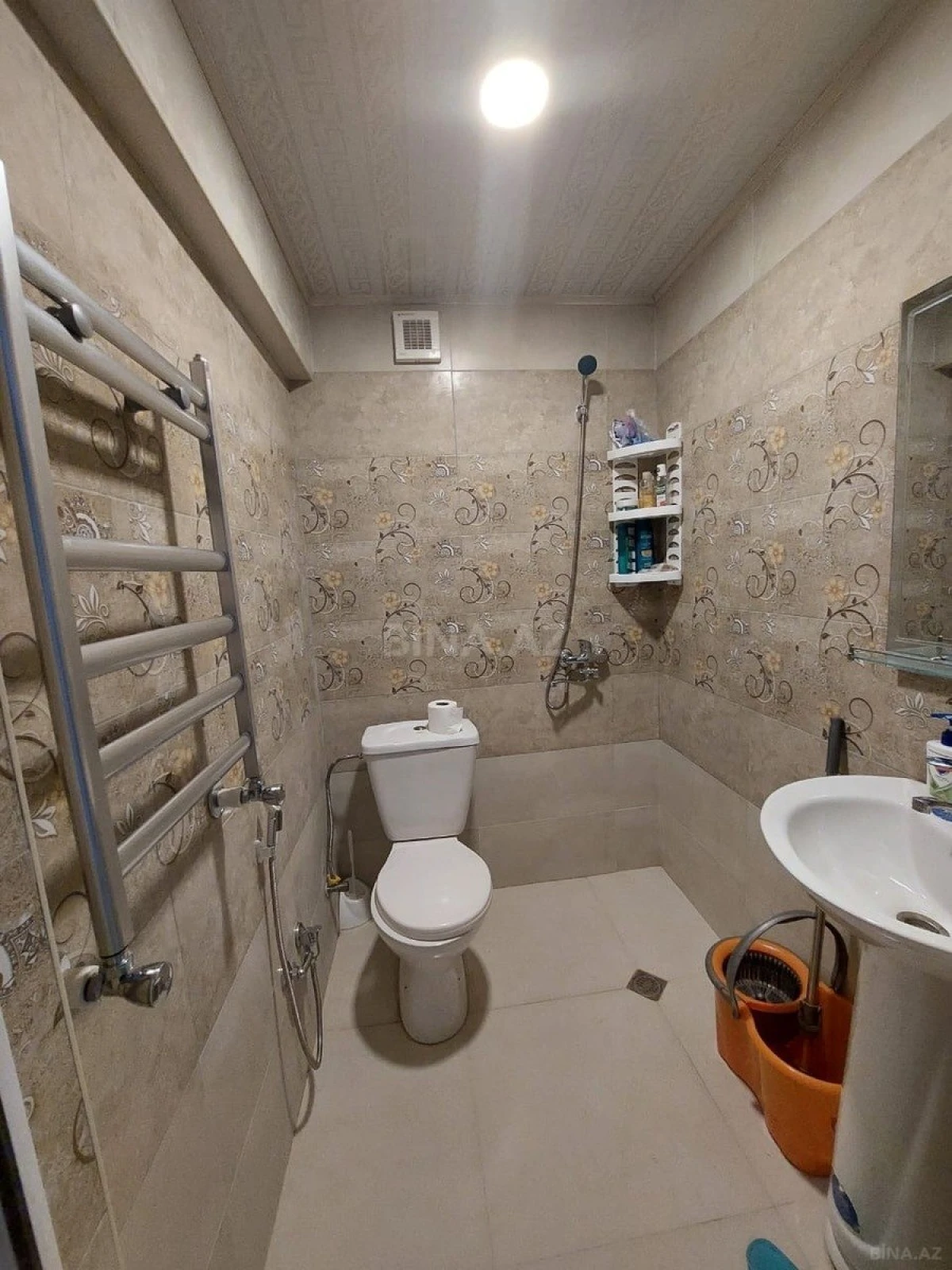 Kirayə verilir 1 otaqlı mənzil 58 m²