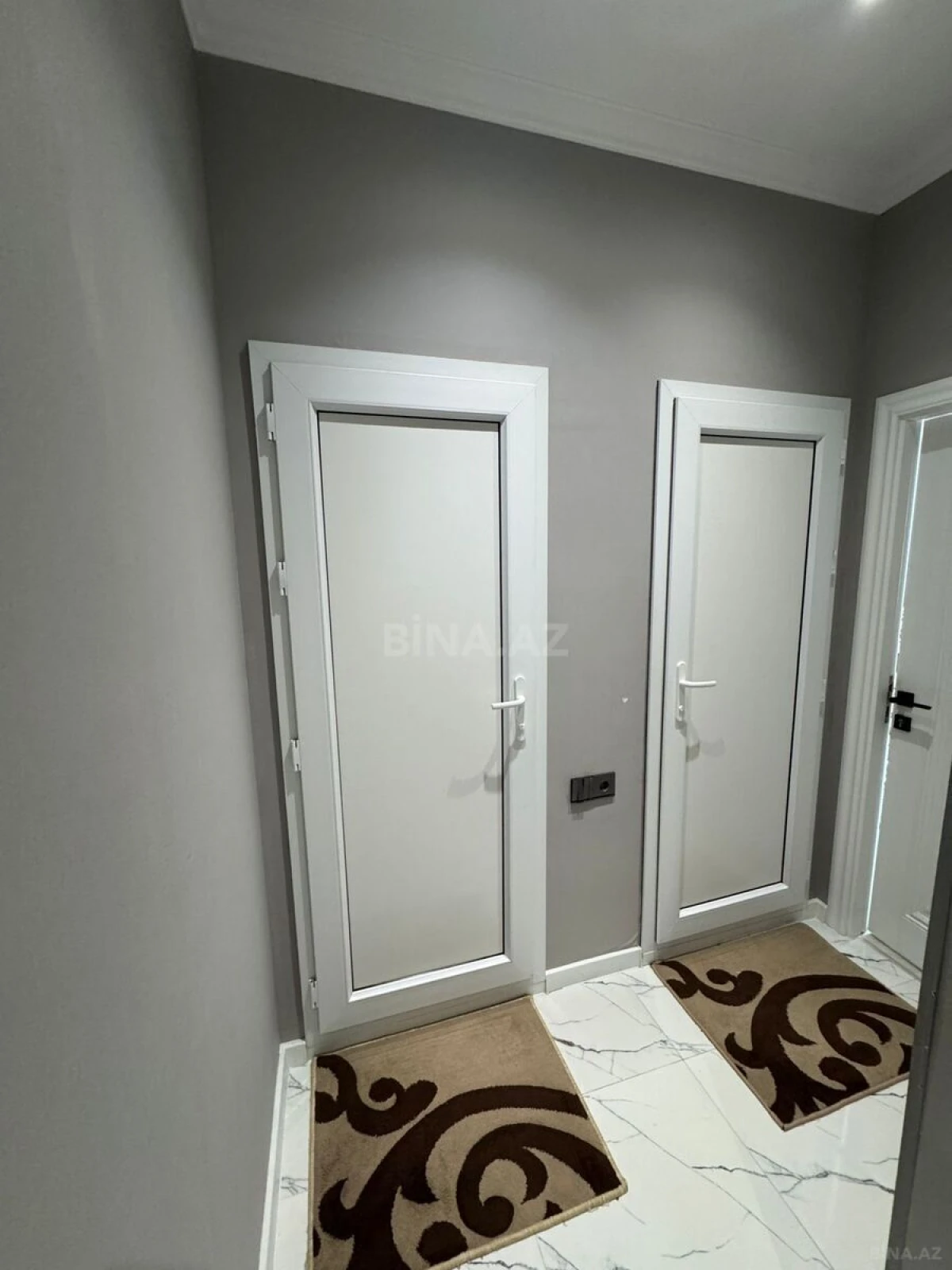 Satılır 3 otaqlı mənzil 83 m²