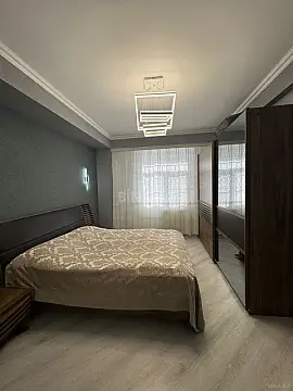 Satılır 3 otaqlı mənzil 83 m²