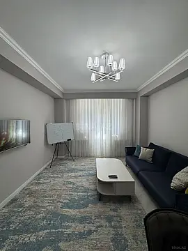 Satılır 3 otaqlı mənzil 83 m²