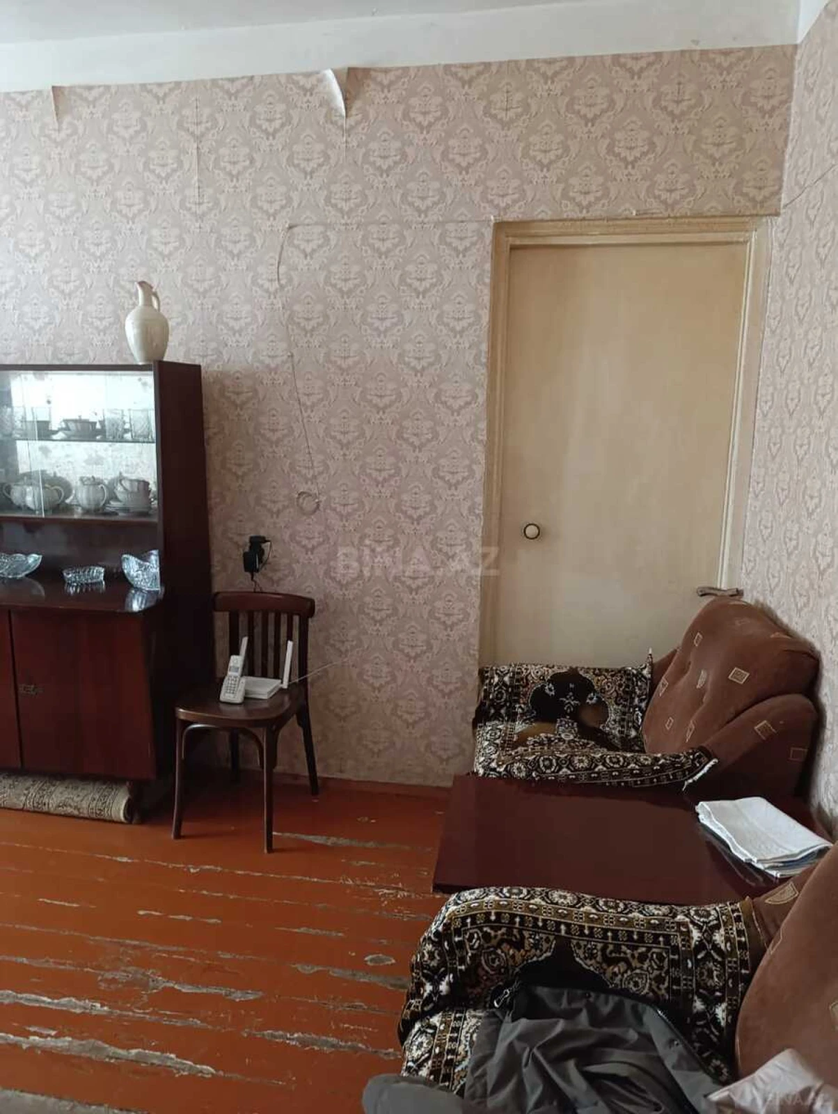 Satılır 5 otaqlı mənzil 130 m²