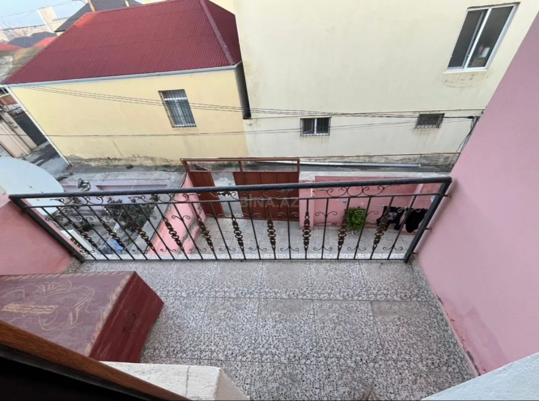 Satılır 5 otaqlı həyət evi 112 m²