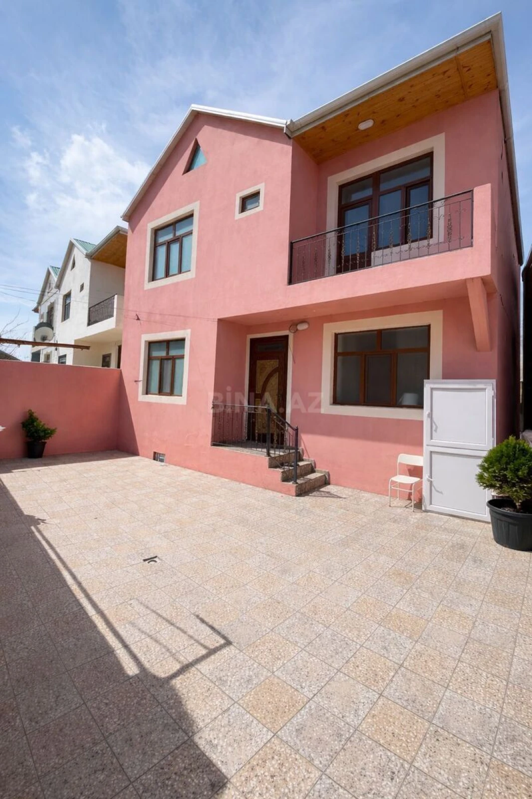 Satılır 5 otaqlı həyət evi 112 m²