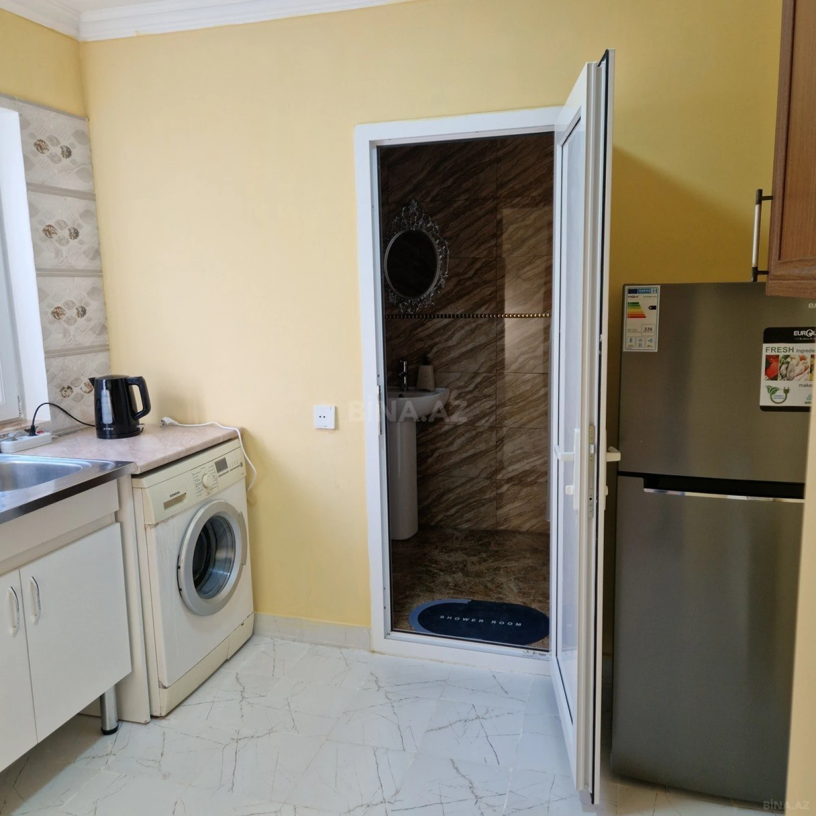 Kirayə verilir 2 otaqlı həyət evi 60 m²