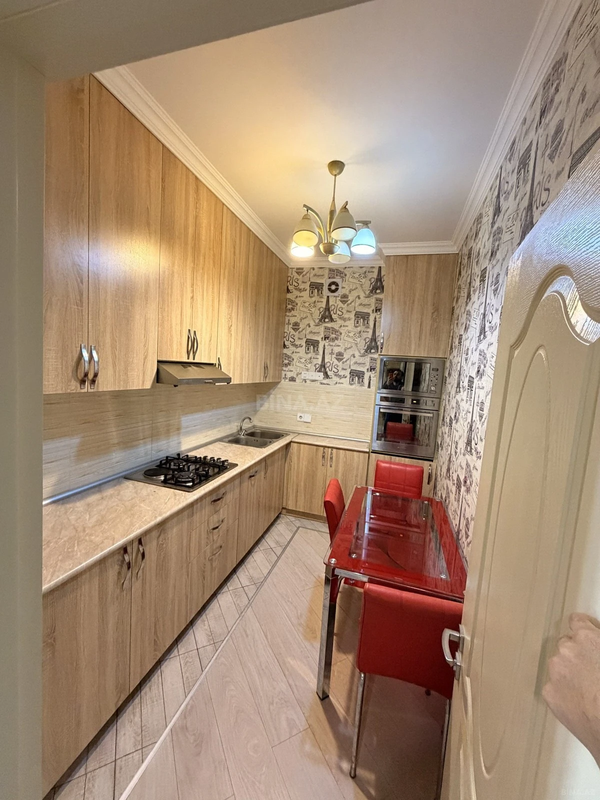 Kirayə verilir 2 otaqlı mənzil 60 m²