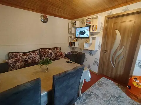 Satılır 2 otaqlı həyət evi 53 m²