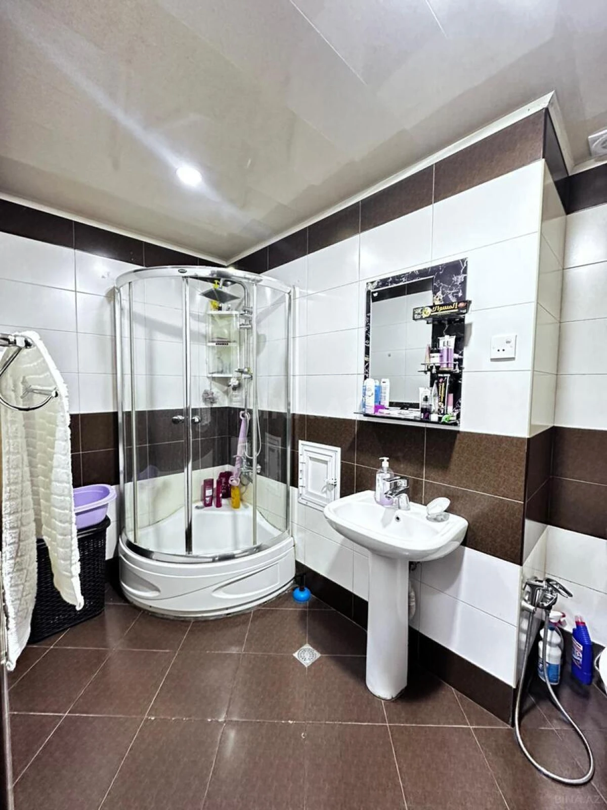 Satılır 2 otaqlı mənzil 70 m²