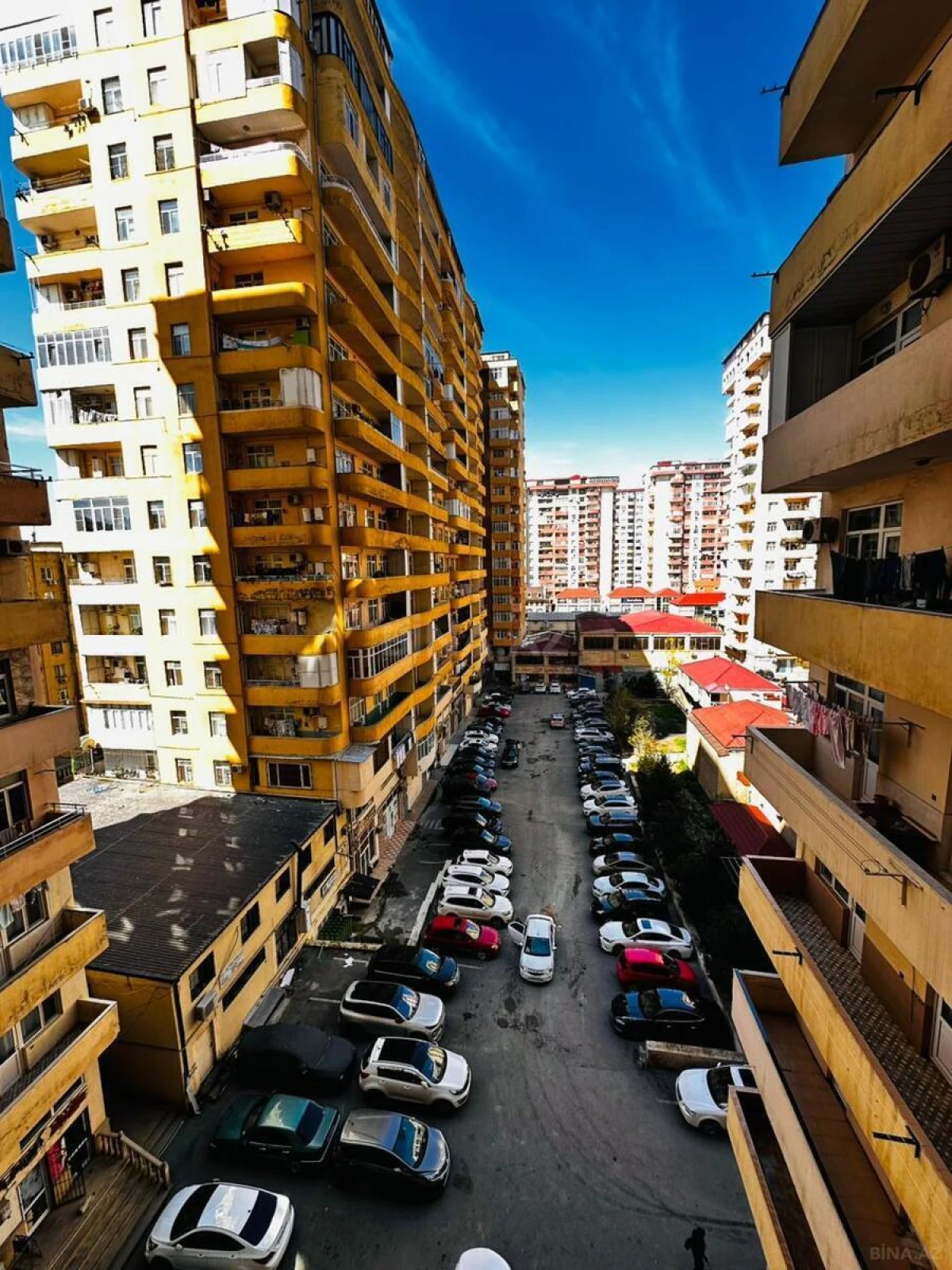 Satılır 2 otaqlı mənzil 70 m²