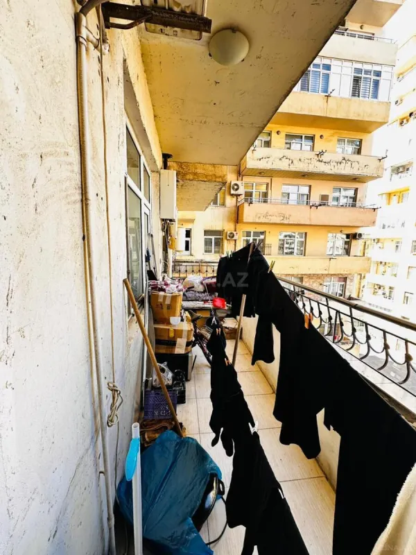 Satılır 2 otaqlı mənzil 70 m²