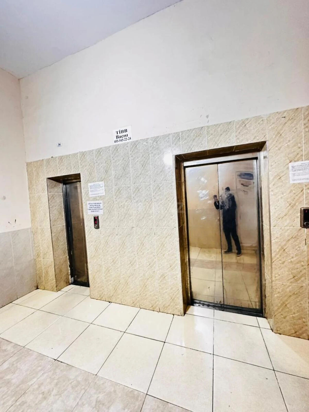 Satılır 2 otaqlı mənzil 70 m²