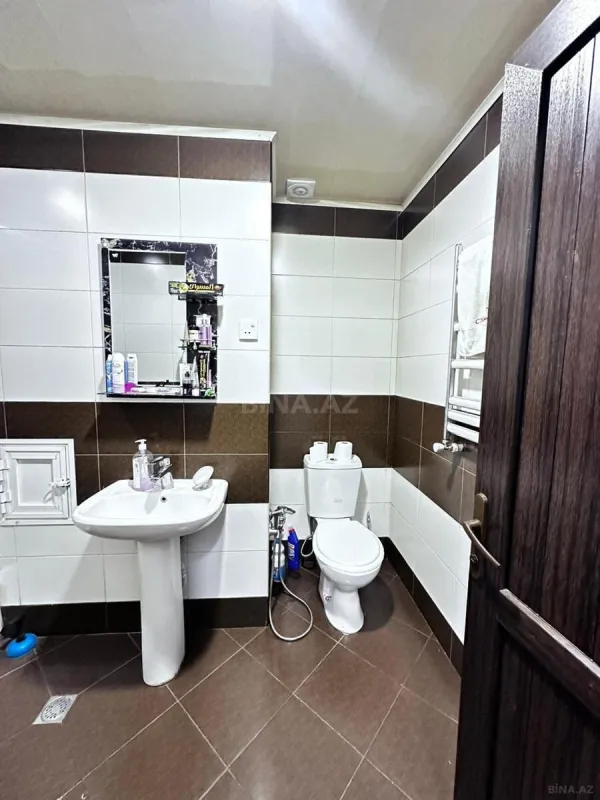 Satılır 2 otaqlı mənzil 70 m²