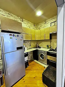 Satılır 2 otaqlı mənzil 70 m²