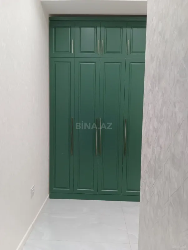 Satılır 2 otaqlı mənzil 83 m²