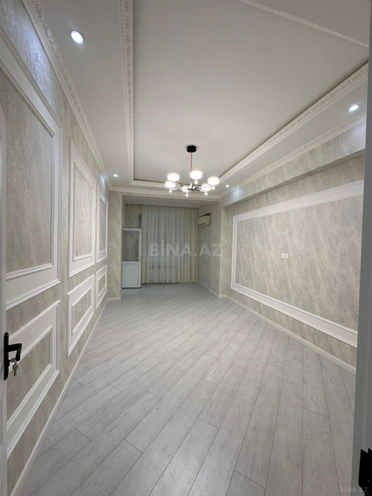 Kirayə verilir 2 otaqlı mənzil 70 m²