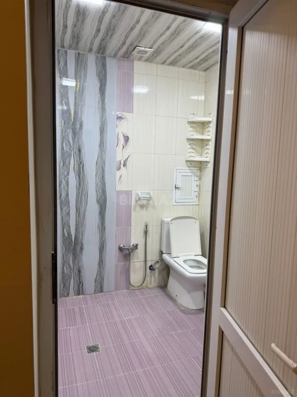 Satılır 2 otaqlı mənzil 67 m²