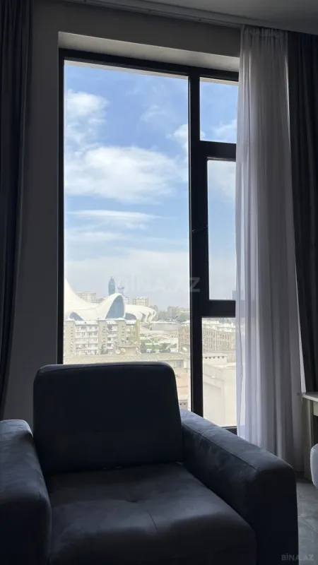 Satılır 2 otaqlı mənzil 103 m²