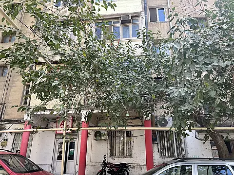 Satılır 3 otaqlı mənzil 60 m² — Bakı 3 otaq 60.00 m²
