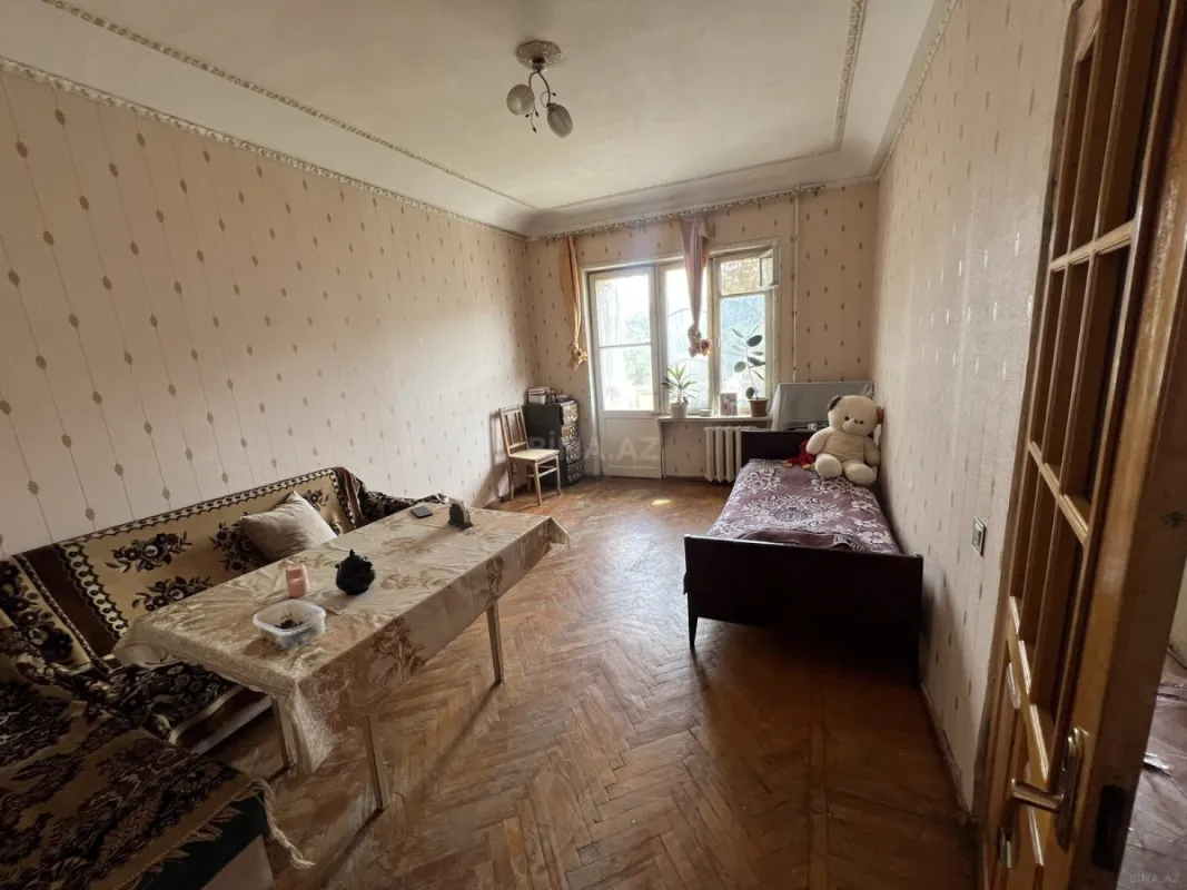 Satılır 3 otaqlı mənzil 60 m²