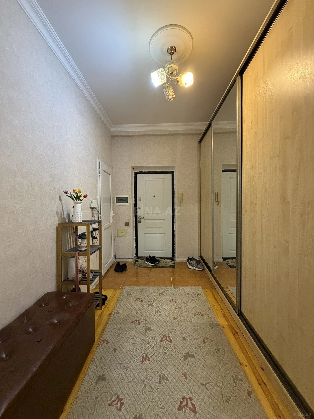 Satılır 3 otaqlı mənzil 92 m²