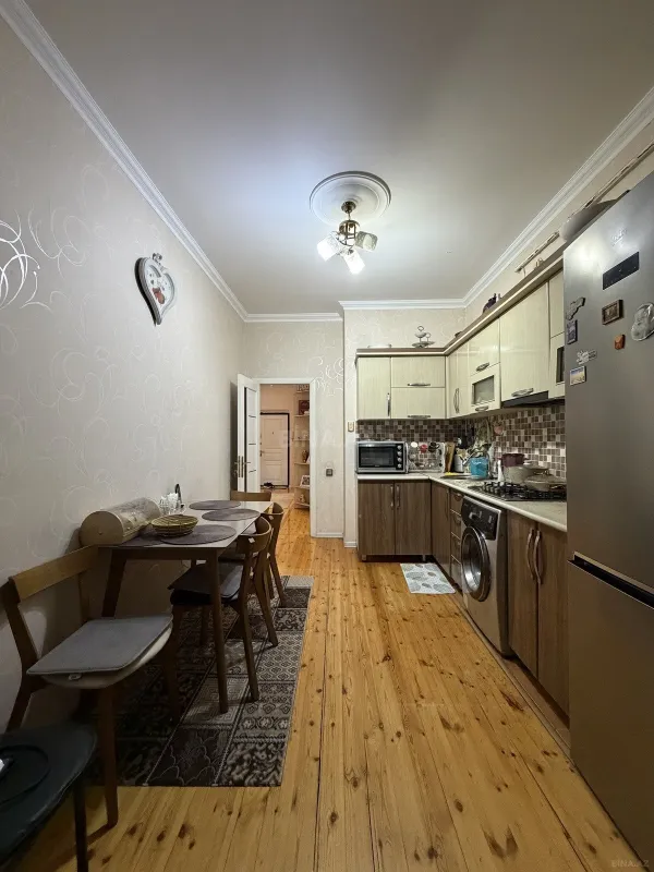 Satılır 3 otaqlı mənzil 92 m²