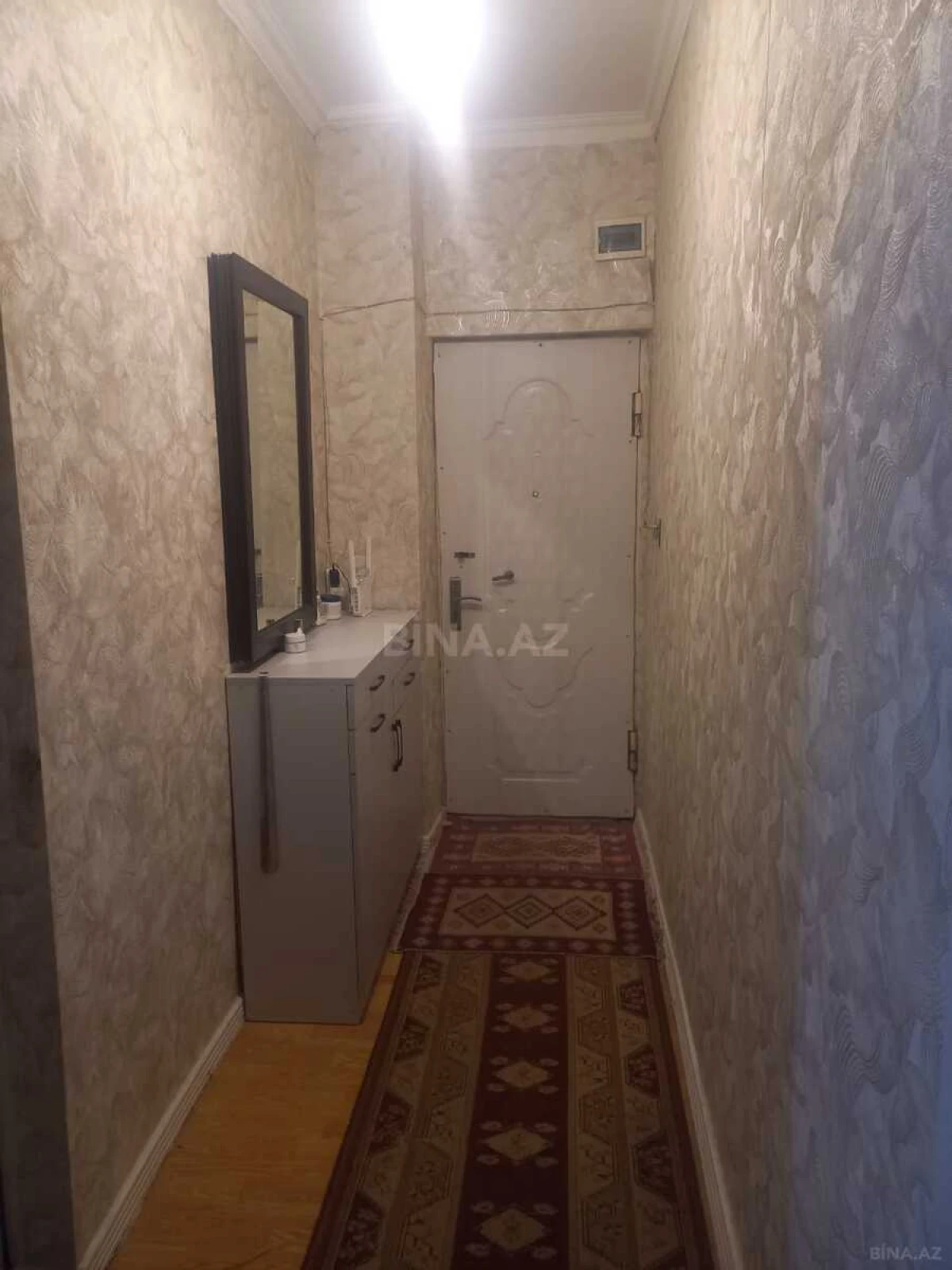 Satılır 1 otaqlı mənzil 40 m²