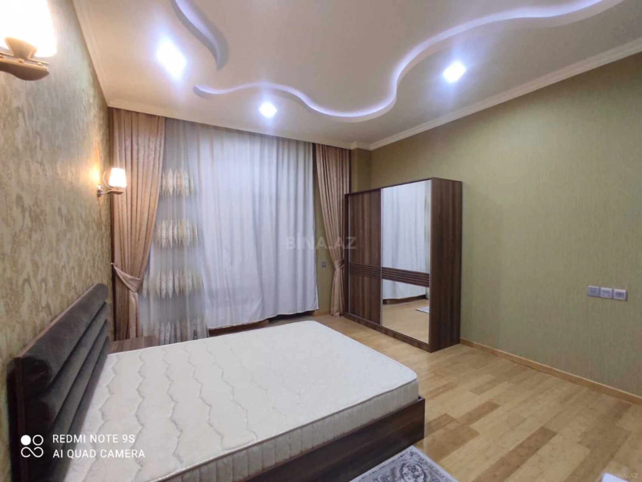 Kirayə verilir 3 otaqlı mənzil 115 m²