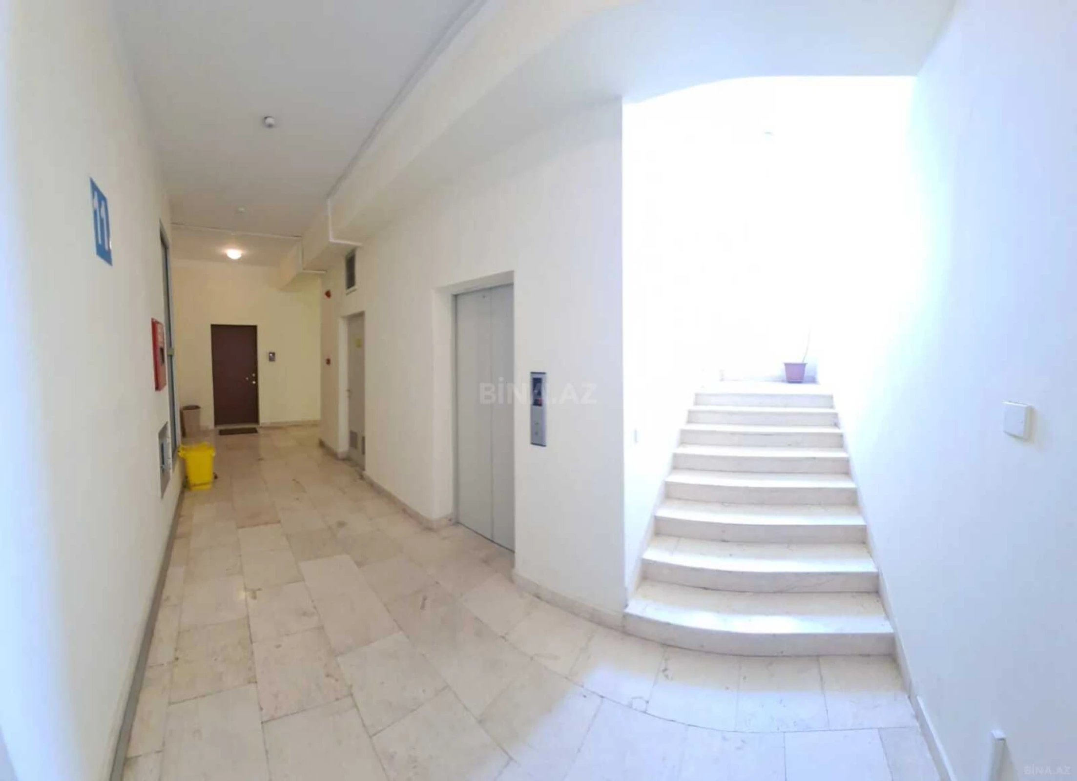 Kirayə verilir 3 otaqlı mənzil 115 m²