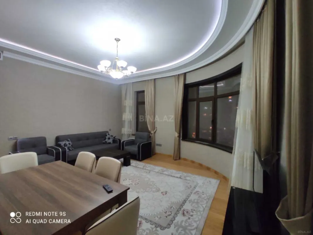 Kirayə verilir 3 otaqlı mənzil 115 m²