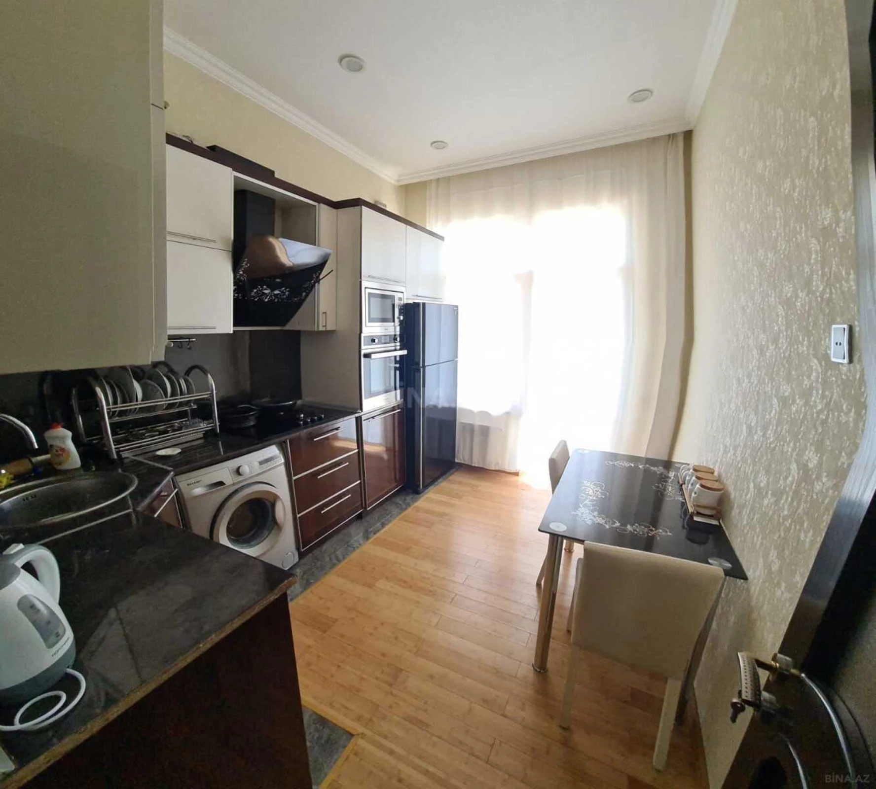 Kirayə verilir 3 otaqlı mənzil 115 m²