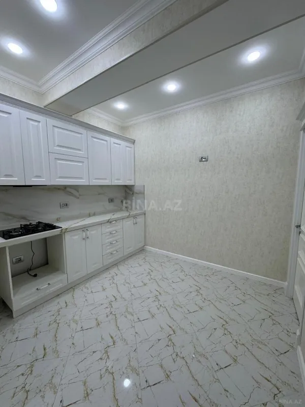 Satılır 3 otaqlı mənzil 104 m²