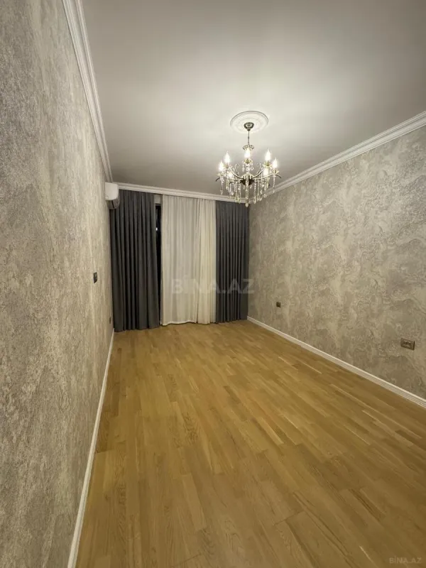Satılır 3 otaqlı mənzil 104 m²