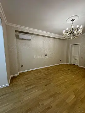 Satılır 3 otaqlı mənzil 104 m²