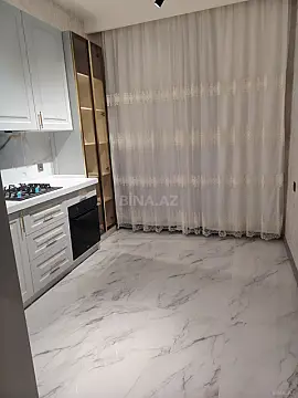 Kirayə verilir 2 otaqlı mənzil 68 m²