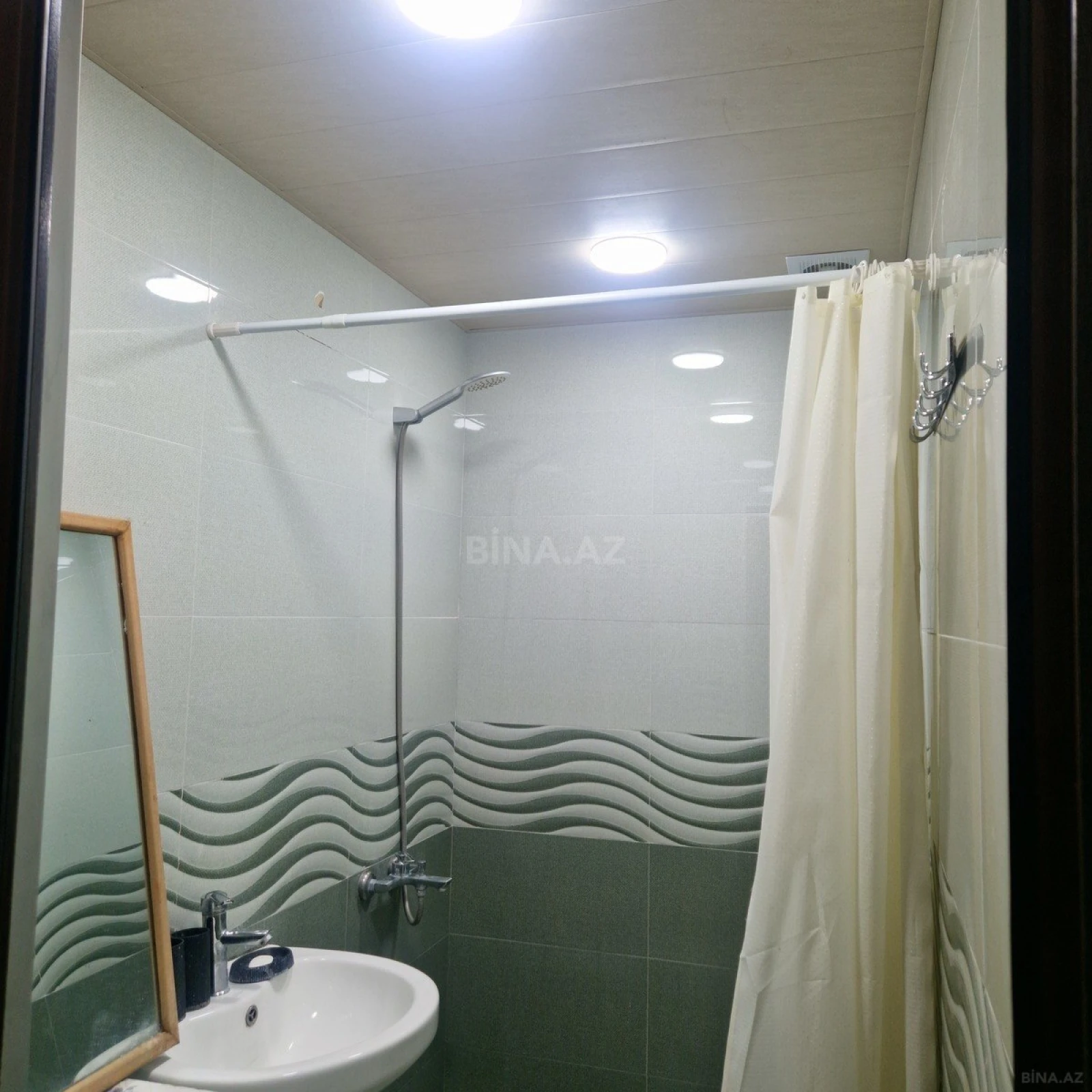 Satılır 3 otaqlı mənzil 90 m²