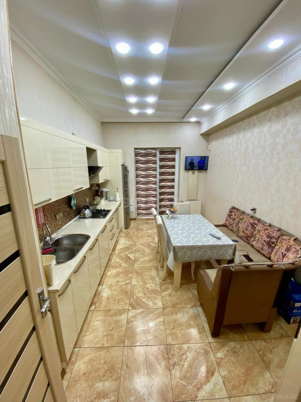 Satılır obyekt 160 m²