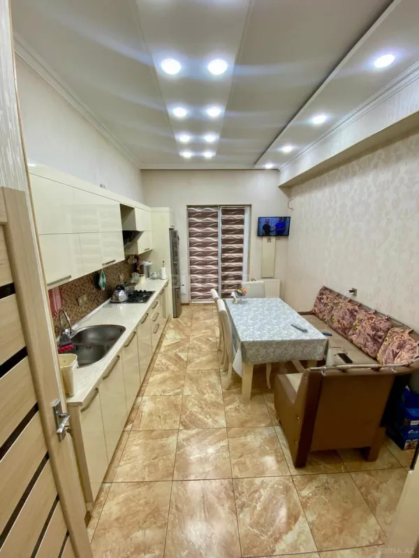 Satılır obyekt 160 m²