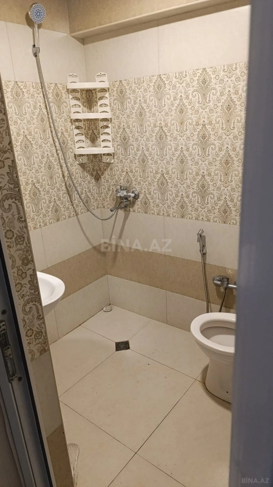 Kirayə verilir 1 otaqlı mənzil 60 m²