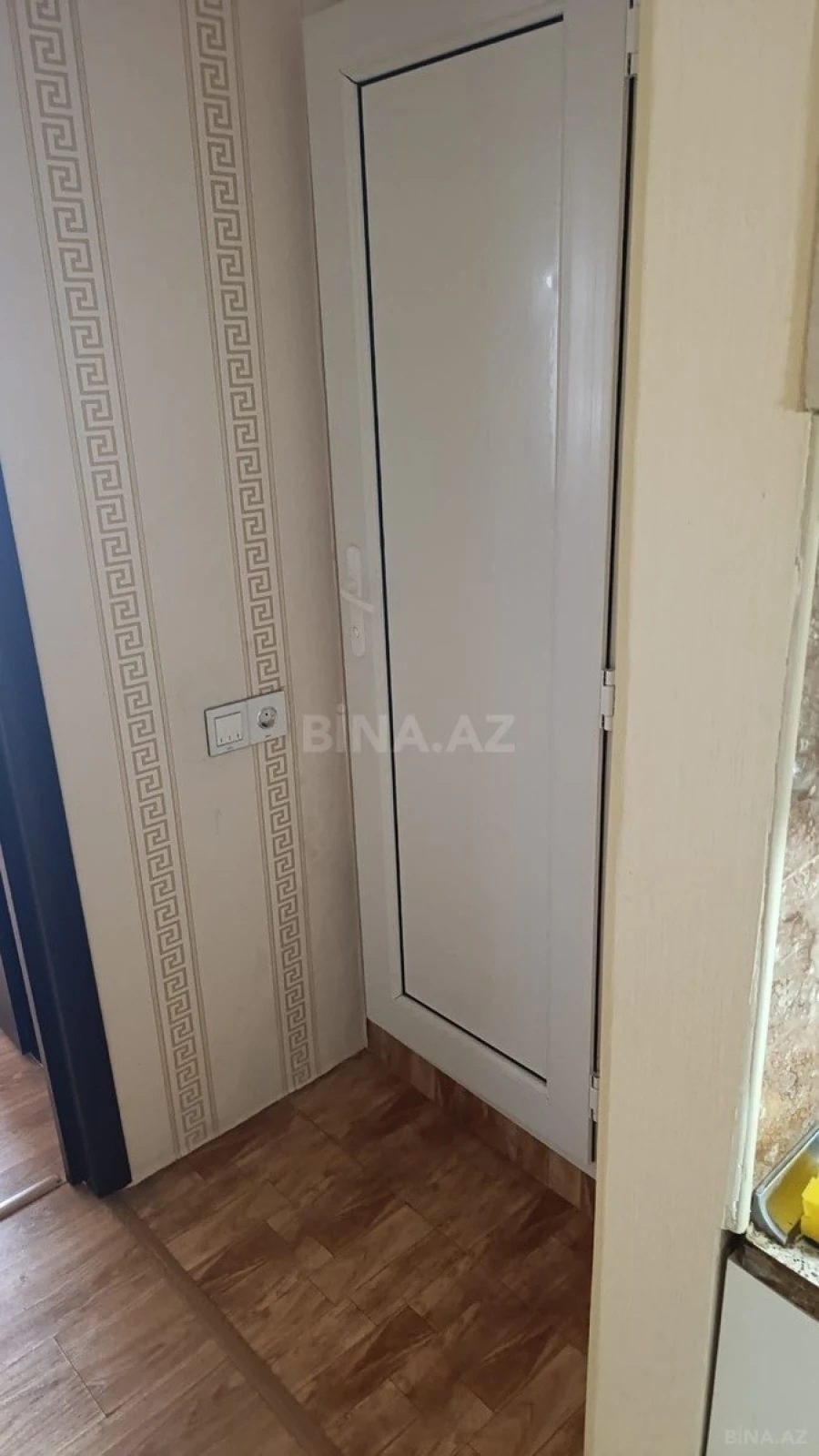 Kirayə verilir 1 otaqlı mənzil 60 m²