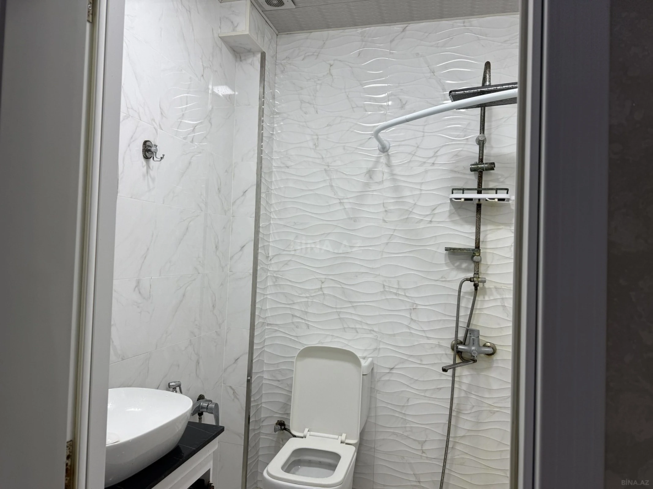 Satılır 2 otaqlı mənzil 57 m²